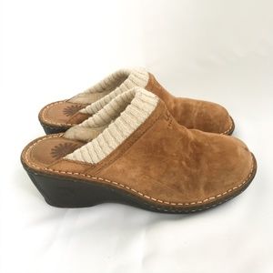 UGG Gael 1934 Sheepskin Clog Mules